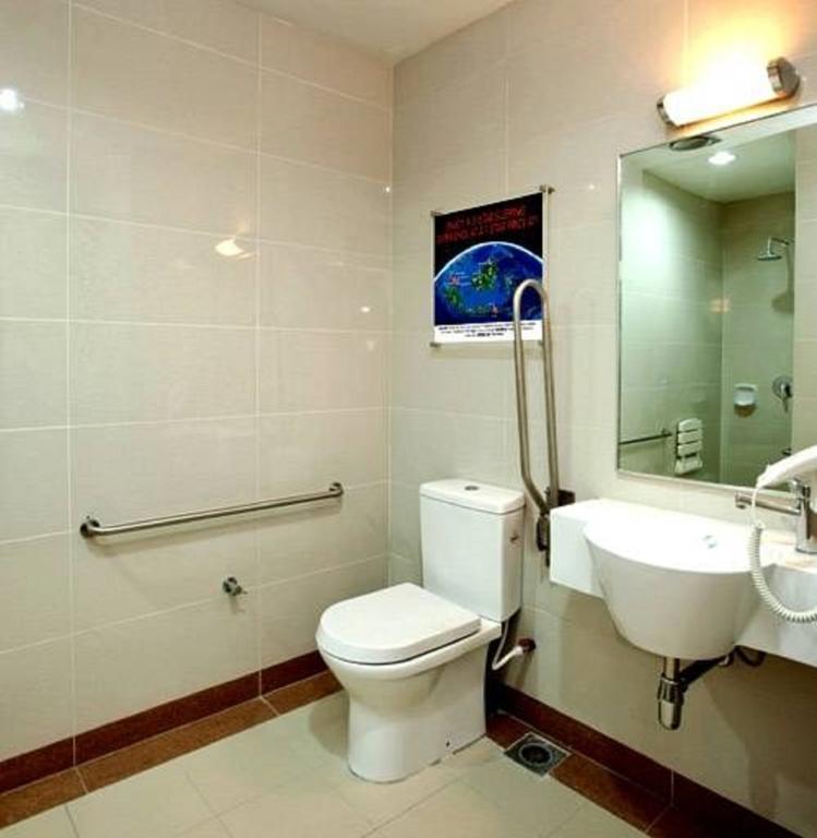 Tune Hotel - Kota Bharu City Centre Room photo
