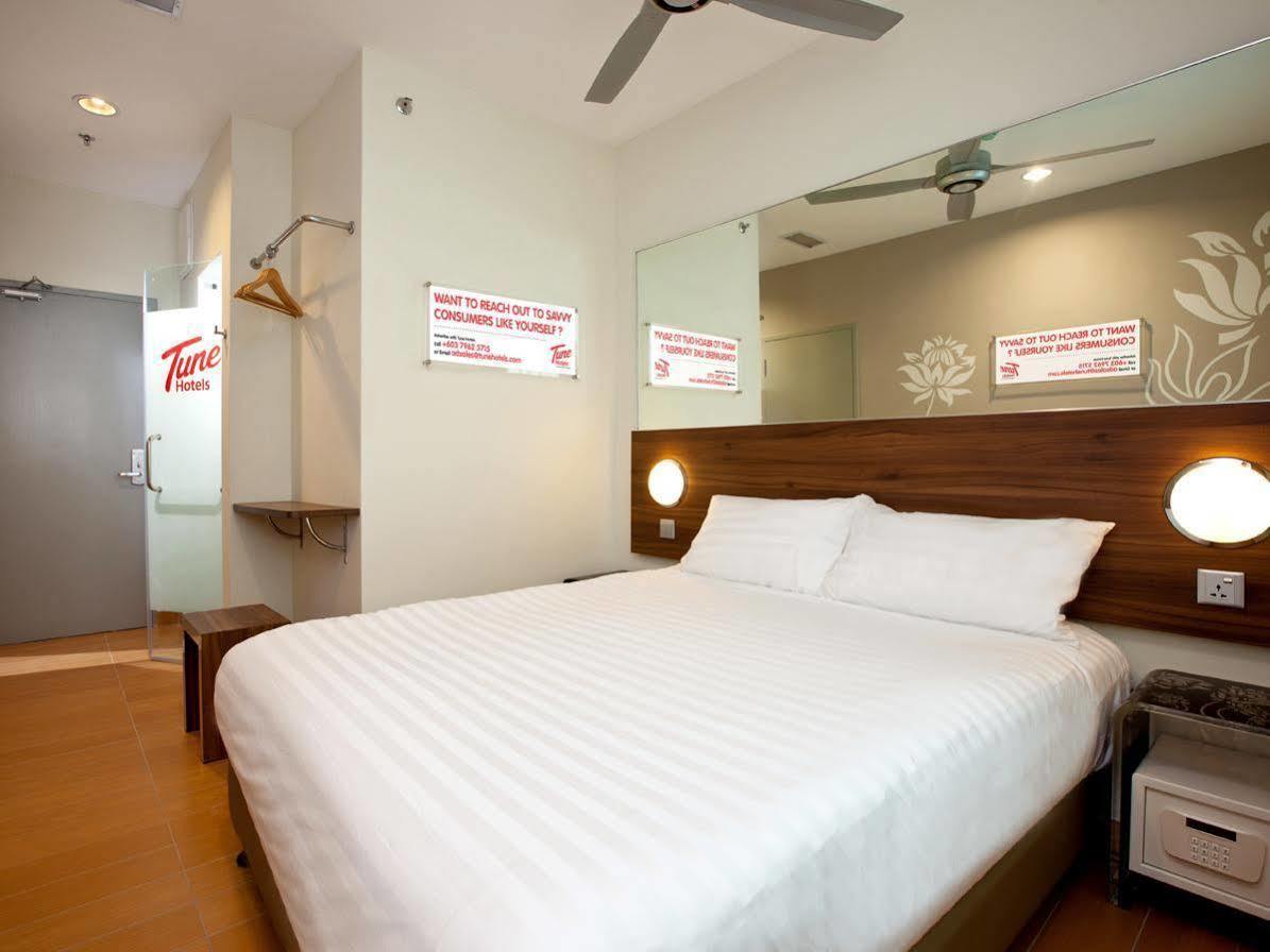 Tune Hotel - Kota Bharu City Centre Exterior photo